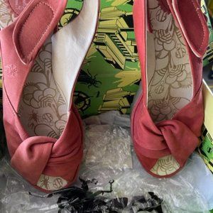 Beautiful, Never Worn FLY of London Sandals, Size 41